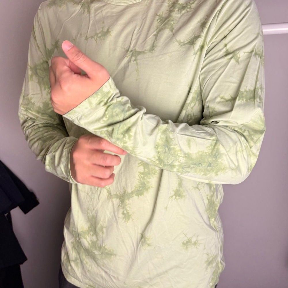 lululemon athletica Sage Green Long Sleeve Shirt - Picture 1 of 6